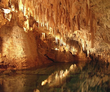 Bermuda caves