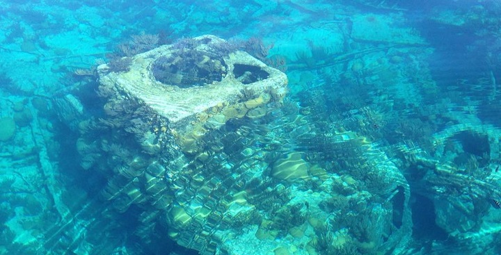 Shipwreck in Bermuda - Montana